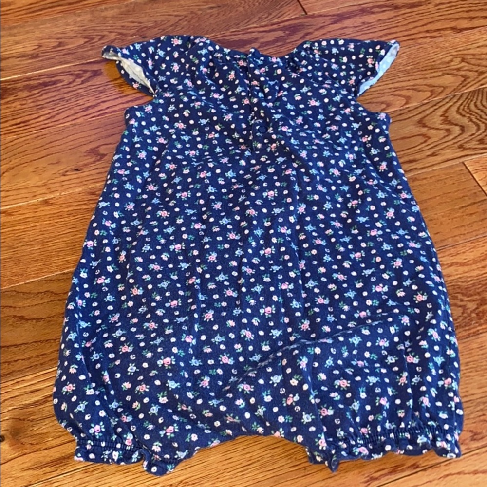 Carters Rompers - Picture 3 of 7